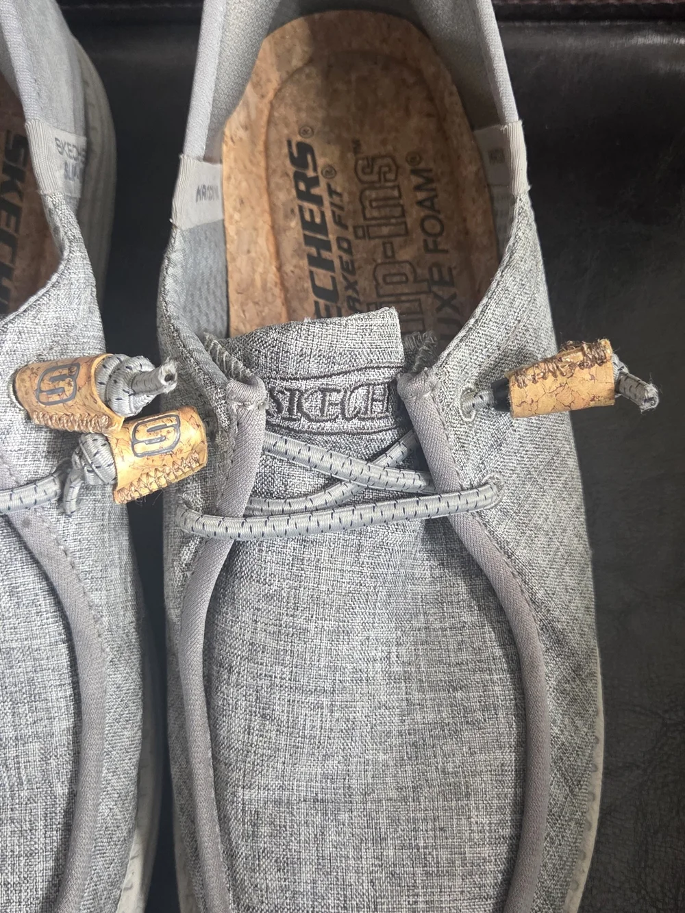 Skechers Men’s Grey Fabric Slip-On Loafers with Cork Accents Size 7 Shoes